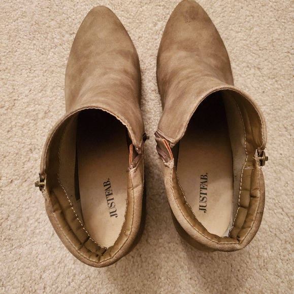 Tan Ankle Boots - Picture 3 of 4